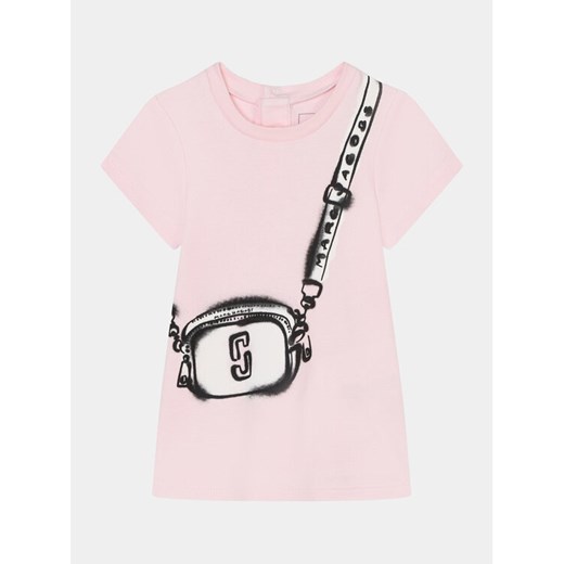 Marc Jacobs Sukienka codzienna W60145 M Różowy Regular Fit ze sklepu MODIVO w kategorii Sukienki dziewczęce - zdjęcie 182734960