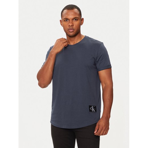 Calvin Klein Jeans T-Shirt J30J323482 Granatowy Regular Fit ze sklepu MODIVO w kategorii T-shirty męskie - zdjęcie 182735473