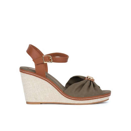 Beverly Hills Polo Club Sandały WYL3888-4 Khaki ze sklepu MODIVO w kategorii Sandały damskie - zdjęcie 182736322