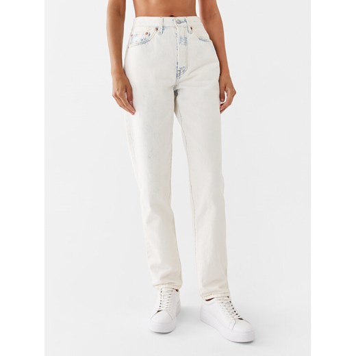 Levi's® Jeansy 501® A4699-0010 Écru Loose Fit ze sklepu MODIVO w kategorii Jeansy damskie - zdjęcie 182736580