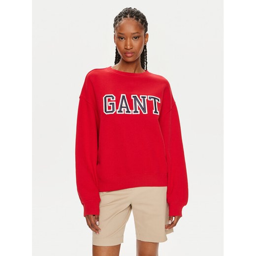 Gant Bluza Logo 4200840 Czerwony Relaxed Fit ze sklepu MODIVO w kategorii Bluzy damskie - zdjęcie 182736863