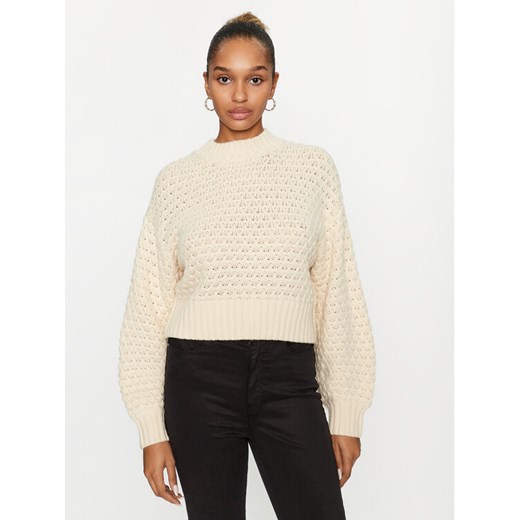 Noisy May Sweter 27028402 Écru Regular Fit ze sklepu MODIVO w kategorii Swetry damskie - zdjęcie 182738274