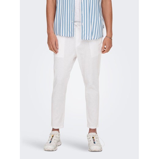 Only & Sons Spodnie materiałowe 22024966 Biały Tapered Fit ze sklepu MODIVO w kategorii Spodnie męskie - zdjęcie 182738341