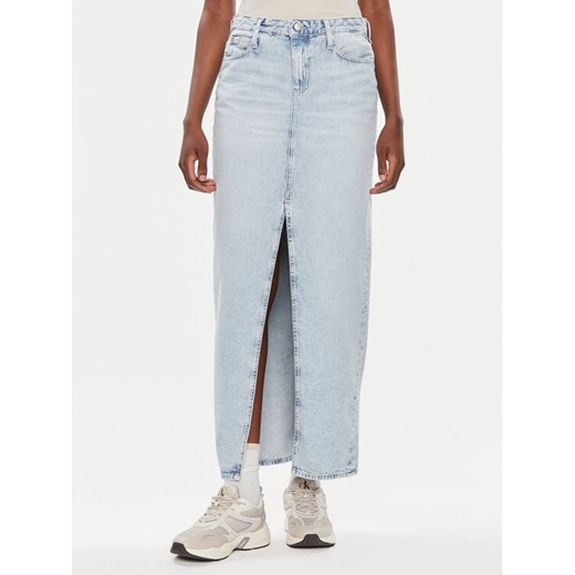 Calvin Klein Jeans Spódnica jeansowa J20J222814 Niebieski Regular Fit ze sklepu MODIVO w kategorii Spódnice - zdjęcie 182739913