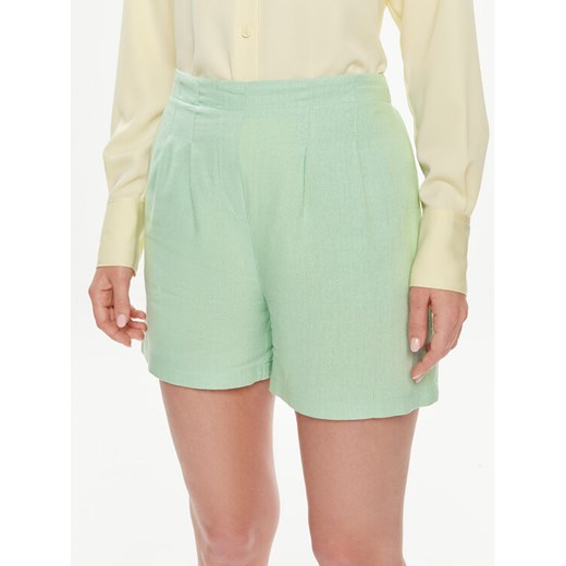 Vero Moda Szorty materiałowe Jesmilo 10279694 Zielony Regular Fit ze sklepu MODIVO w kategorii Szorty - zdjęcie 182739924