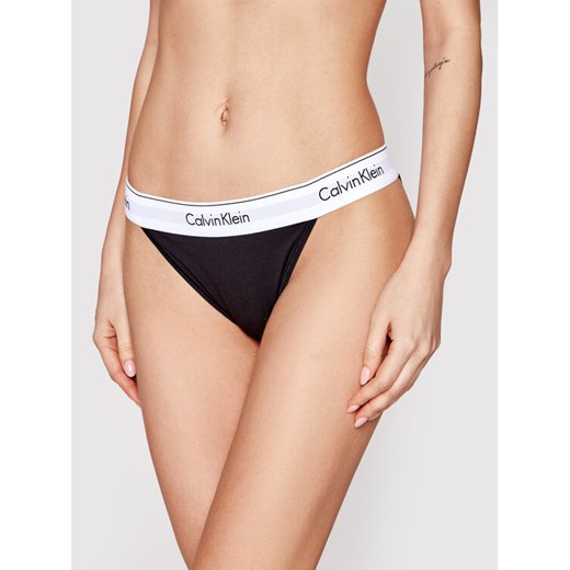 Calvin Klein Underwear Figi klasyczne Tanga 000QF4977A Czarny ze sklepu MODIVO w kategorii Majtki damskie - zdjęcie 182740282