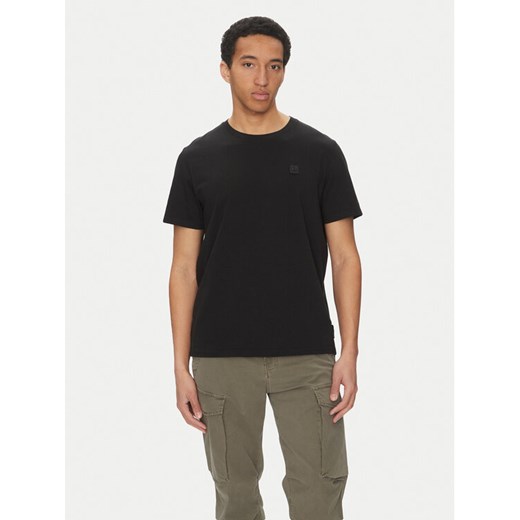 Moose Knuckles T-Shirt Duluth M15MT759 Czarny Regular Fit ze sklepu MODIVO w kategorii T-shirty męskie - zdjęcie 182741141