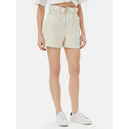 Tommy Jeans Szorty materiałowe DW0DW21656 Beżowy Regular Fit ze sklepu MODIVO w kategorii Szorty - zdjęcie 182741194