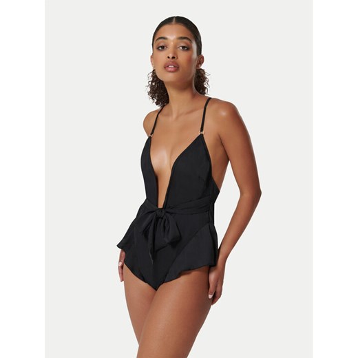 Bluebella Piżama Blake 42284 Czarny Feminine Fit ze sklepu MODIVO w kategorii Piżamy damskie - zdjęcie 182741954