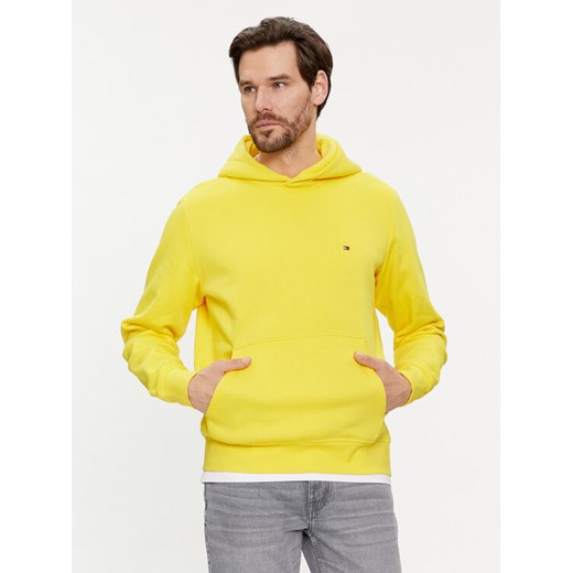 Tommy Hilfiger Bluza Flag Logo MW0MW34266 Żółty Regular Fit ze sklepu MODIVO w kategorii Bluzy męskie - zdjęcie 182743024