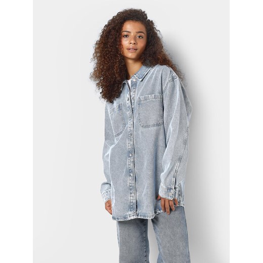 Noisy May Kurtka jeansowa Alva 27029311 Niebieski Regular Fit ze sklepu MODIVO w kategorii Kurtki damskie - zdjęcie 182743064