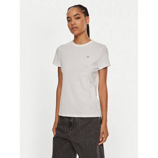 Calvin Klein T-Shirt Emb Graphic K20K208061 Biały Slim Fit ze sklepu MODIVO w kategorii Bluzki damskie - zdjęcie 182743624