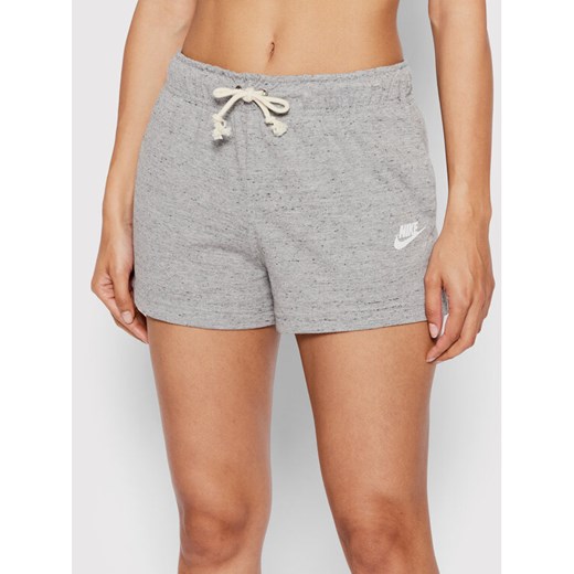 Nike Szorty sportowe Sportswear Gym Vintage DM6392 Szary Regular Fit ze sklepu MODIVO w kategorii Szorty - zdjęcie 182743704