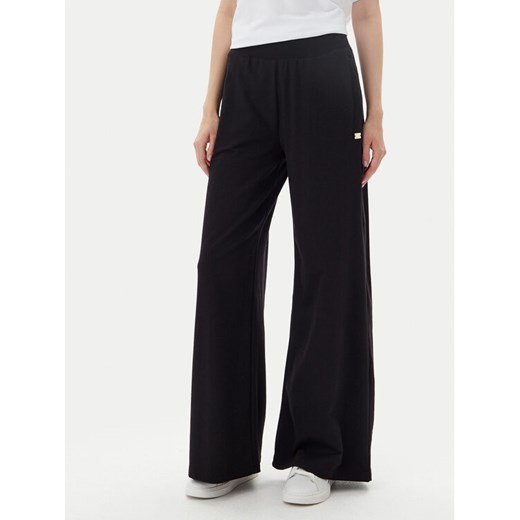 EA7 Emporio Armani Spodnie dresowe 7W000083 AF13135 UC001 Czarny Wide Leg ze sklepu MODIVO w kategorii Spodnie damskie - zdjęcie 182747261