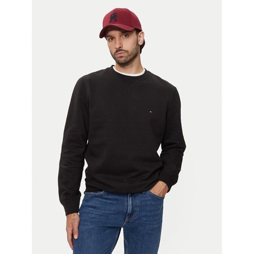 Tommy Hilfiger Bluza Essential MW0MW37232 Czarny Regular Fit ze sklepu MODIVO w kategorii Bluzy męskie - zdjęcie 182747384