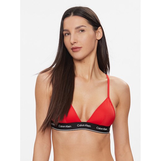 Calvin Klein Swimwear Góra od bikini KW0KW02424 Czerwony ze sklepu MODIVO w kategorii Stroje kąpielowe - zdjęcie 182747434