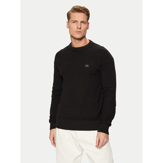 Calvin Klein Jeans Sweter J30J326746 Czarny Relaxed Fit ze sklepu MODIVO w kategorii Swetry męskie - zdjęcie 182748921