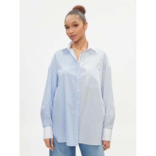 Replay Koszula W2136 .000.10338 Niebieski Comfort Fit ze sklepu MODIVO w kategorii Koszule damskie - zdjęcie 182749042