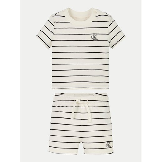 Calvin Klein Jeans Komplet t-shirt i spodenki IN0IN00310 Beżowy Regular Fit ze sklepu MODIVO w kategorii Komplety chłopięce - zdjęcie 182749662