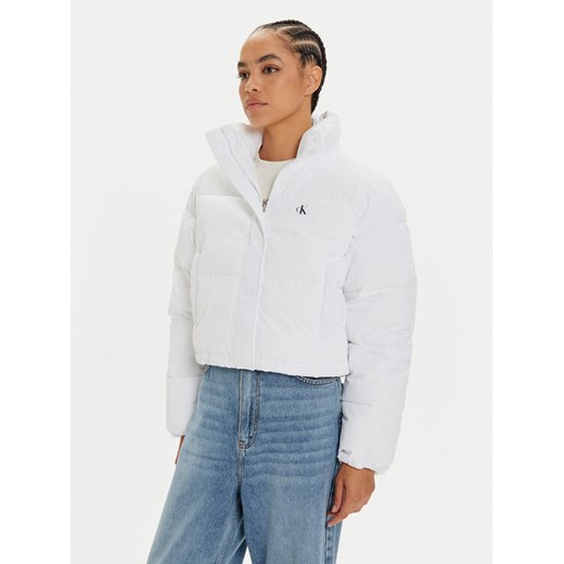 Calvin Klein Jeans Kurtka zimowa J20J224615 Biały Regular Fit ze sklepu MODIVO w kategorii Kurtki damskie - zdjęcie 182749951