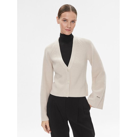 Calvin Klein Kardigan K20K206275 Beżowy Regular Fit ze sklepu MODIVO w kategorii Swetry damskie - zdjęcie 182750544