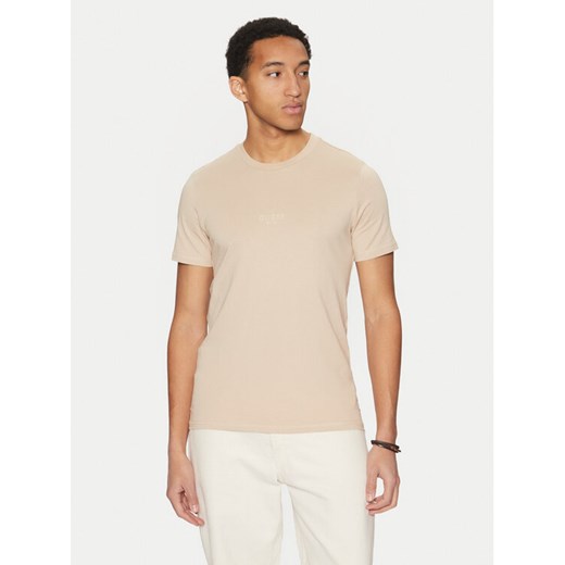 Guess T-Shirt M2YI72 I3Z14 Beżowy Regular Fit ze sklepu MODIVO w kategorii T-shirty męskie - zdjęcie 182750600