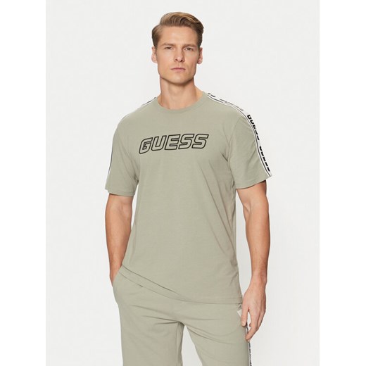 Guess T-Shirt Z4GI18 J1314 Zielony Regular Fit ze sklepu MODIVO w kategorii T-shirty męskie - zdjęcie 182751651
