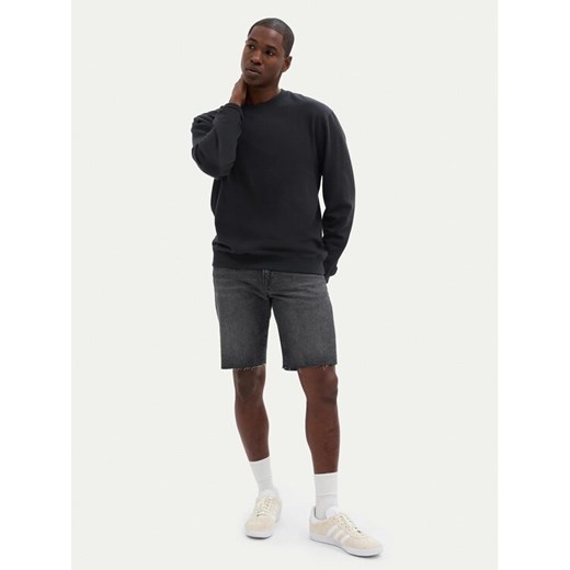 Gap Szorty jeansowe 708330-00 Szary Straight Fit ze sklepu MODIVO w kategorii Spodenki męskie - zdjęcie 182752482