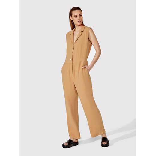 Simple Kombinezon KMD002 Brązowy Regular Fit ze sklepu MODIVO w kategorii Kombinezony damskie - zdjęcie 182753054