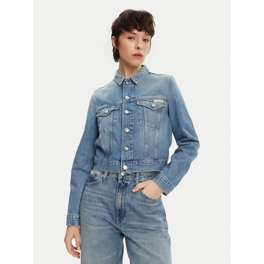 Calvin Klein Jeans Kurtka jeansowa 90's J20J225184 Niebieski Regular Fit ze sklepu MODIVO w kategorii Kurtki damskie - zdjęcie 182753113