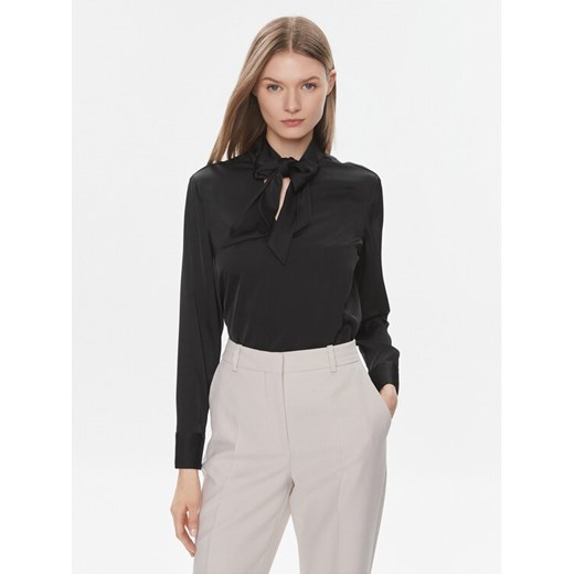 Calvin Klein Bluzka K20K206890 Czarny Regular Fit ze sklepu MODIVO w kategorii Bluzki damskie - zdjęcie 182754773