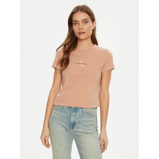 Calvin Klein Jeans T-Shirt Monologo J20J223563 Różowy Slim Fit ze sklepu MODIVO w kategorii Bluzki damskie - zdjęcie 182757420