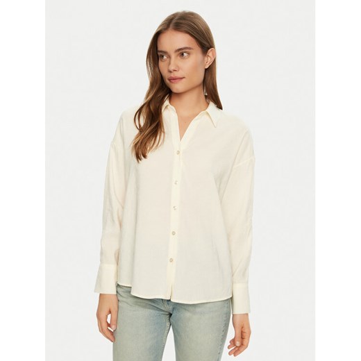 Vero Moda Koszula Queeny 10289349 Écru Regular Fit ze sklepu MODIVO w kategorii Koszule damskie - zdjęcie 182757521