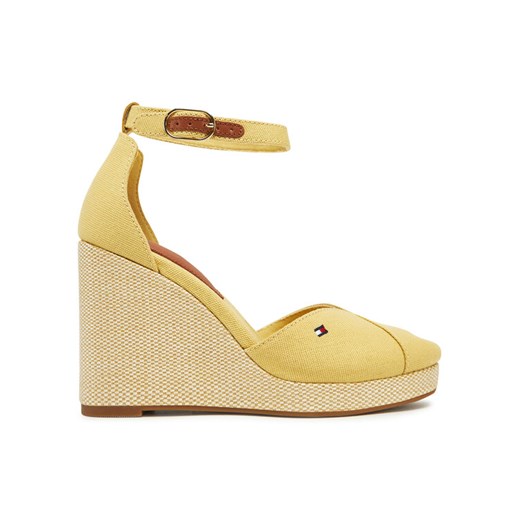 Tommy Hilfiger Półbuty Flag High Wedge Espad Closed Toe FW0FW08494 Żółty ze sklepu MODIVO w kategorii Espadryle damskie - zdjęcie 182759601