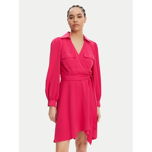 DKNY Sukienka koszulowa DD3K7484 Różowy Regular Fit ze sklepu MODIVO w kategorii Sukienki - zdjęcie 182759773