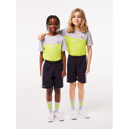 Lacoste Szorty sportowe GJ5283 Czarny Regular Fit ze sklepu MODIVO w kategorii Spodenki chłopięce - zdjęcie 182760732