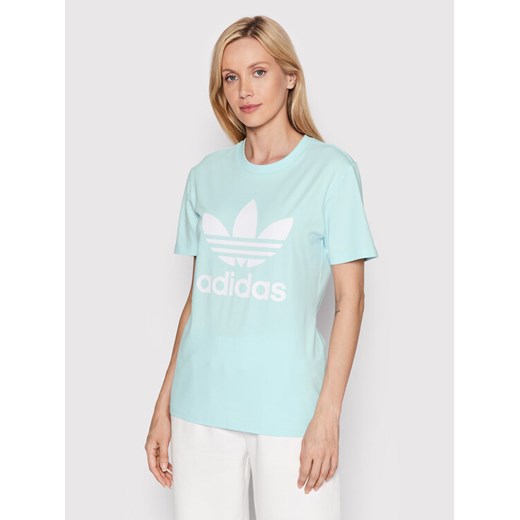 adidas T-Shirt adicolor Classics Trefoil HK9638 Niebieski Regular Fit ze sklepu MODIVO w kategorii Bluzki damskie - zdjęcie 182760901