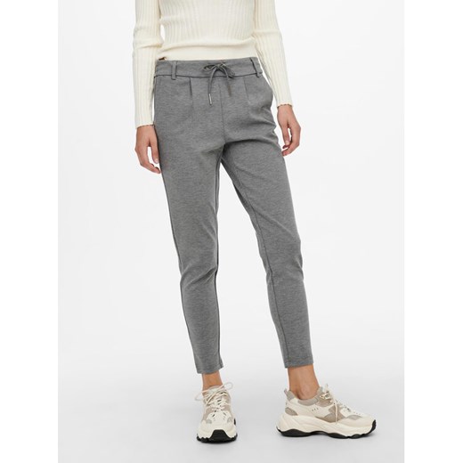 ONLY Spodnie materiałowe Poptrash 15115847 Szary Regular Fit ze sklepu MODIVO w kategorii Spodnie damskie - zdjęcie 182761902