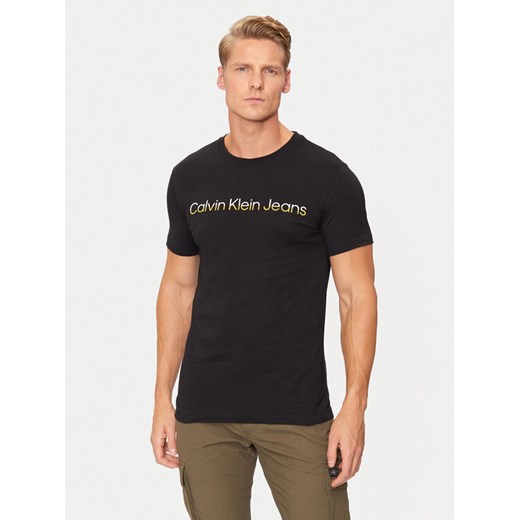 Calvin Klein Jeans T-Shirt Two Tone Institutional J30J325676 Czarny Regular Fit ze sklepu MODIVO w kategorii T-shirty męskie - zdjęcie 182762153