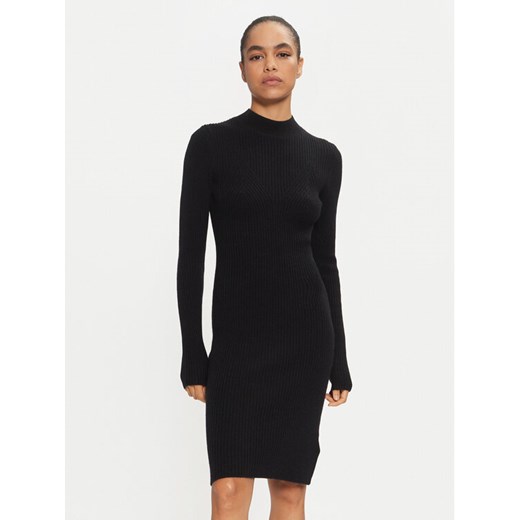 Calvin Klein Sukienka dzianinowa K20K207499 Czarny Slim Fit ze sklepu MODIVO w kategorii Sukienki - zdjęcie 182763531