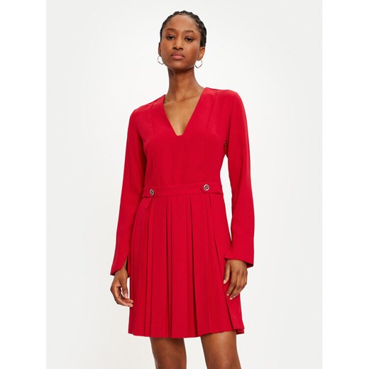 TWINSET Sukienka codzienna 242TT2171 Czerwony Loose Fit ze sklepu MODIVO w kategorii Sukienki - zdjęcie 182764223