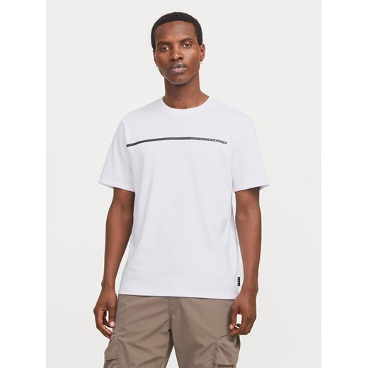 Jack&Jones T-Shirt Fusion 12273120 Biały Regular Fit ze sklepu MODIVO w kategorii T-shirty męskie - zdjęcie 182764813