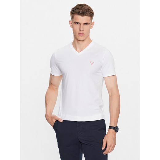 Guess T-Shirt M2YI32 J1314 Biały Slim Fit ze sklepu MODIVO w kategorii T-shirty męskie - zdjęcie 182765654