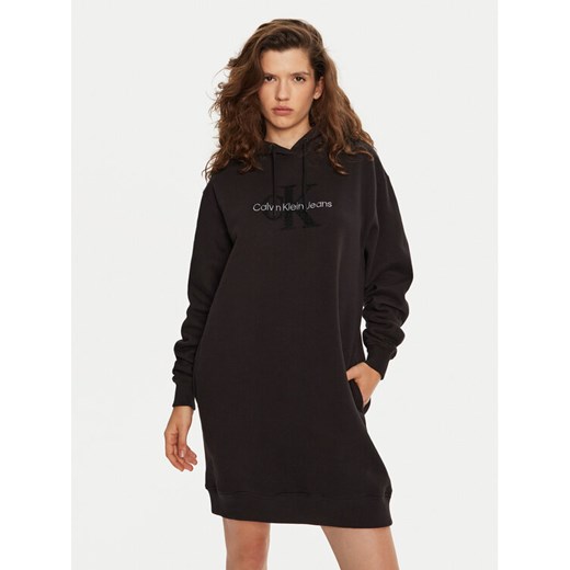 Calvin Klein Jeans Sukienka dzianinowa Chenille J20J224685 Czarny Relaxed Fit ze sklepu MODIVO w kategorii Sukienki - zdjęcie 182765682