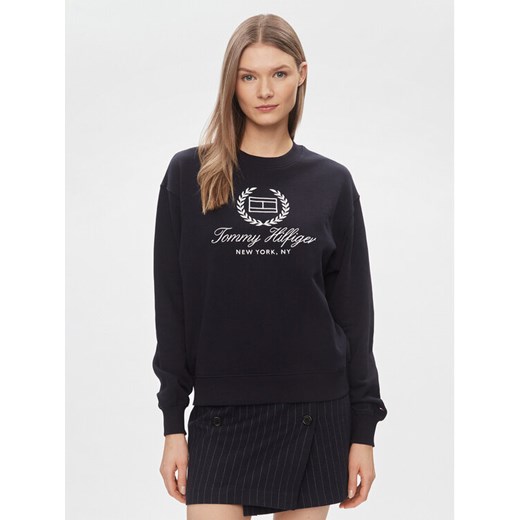 Tommy Hilfiger Bluza Flag Script WW0WW41758 Granatowy Regular Fit ze sklepu MODIVO w kategorii Bluzy damskie - zdjęcie 182766253