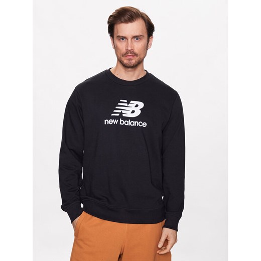 New Balance Bluza MT3153 Czarny Relaxed Fit ze sklepu MODIVO w kategorii Bluzy męskie - zdjęcie 182766582