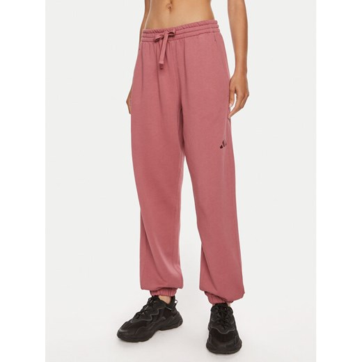 adidas Spodnie dresowe ALL SZN French Terry IY6815 Różowy Loose Fit ze sklepu MODIVO w kategorii Spodnie damskie - zdjęcie 182767020