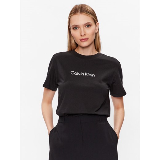 Calvin Klein T-Shirt Hero Logo K20K205448 Czarny Regular Fit ze sklepu MODIVO w kategorii Bluzki damskie - zdjęcie 182767723