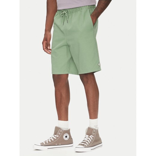 Billabong Szorty materiałowe Larry Twill EBYWS00114 Zielony Regular Fit ze sklepu MODIVO w kategorii Spodenki męskie - zdjęcie 183551411