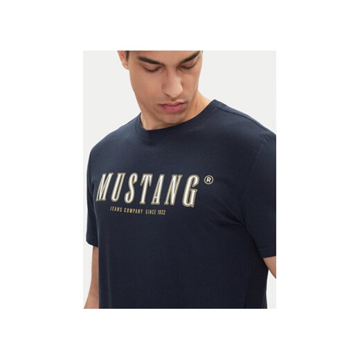 T-shirt męski Mustang granatowy z krótkim rękawem na wiosnę 